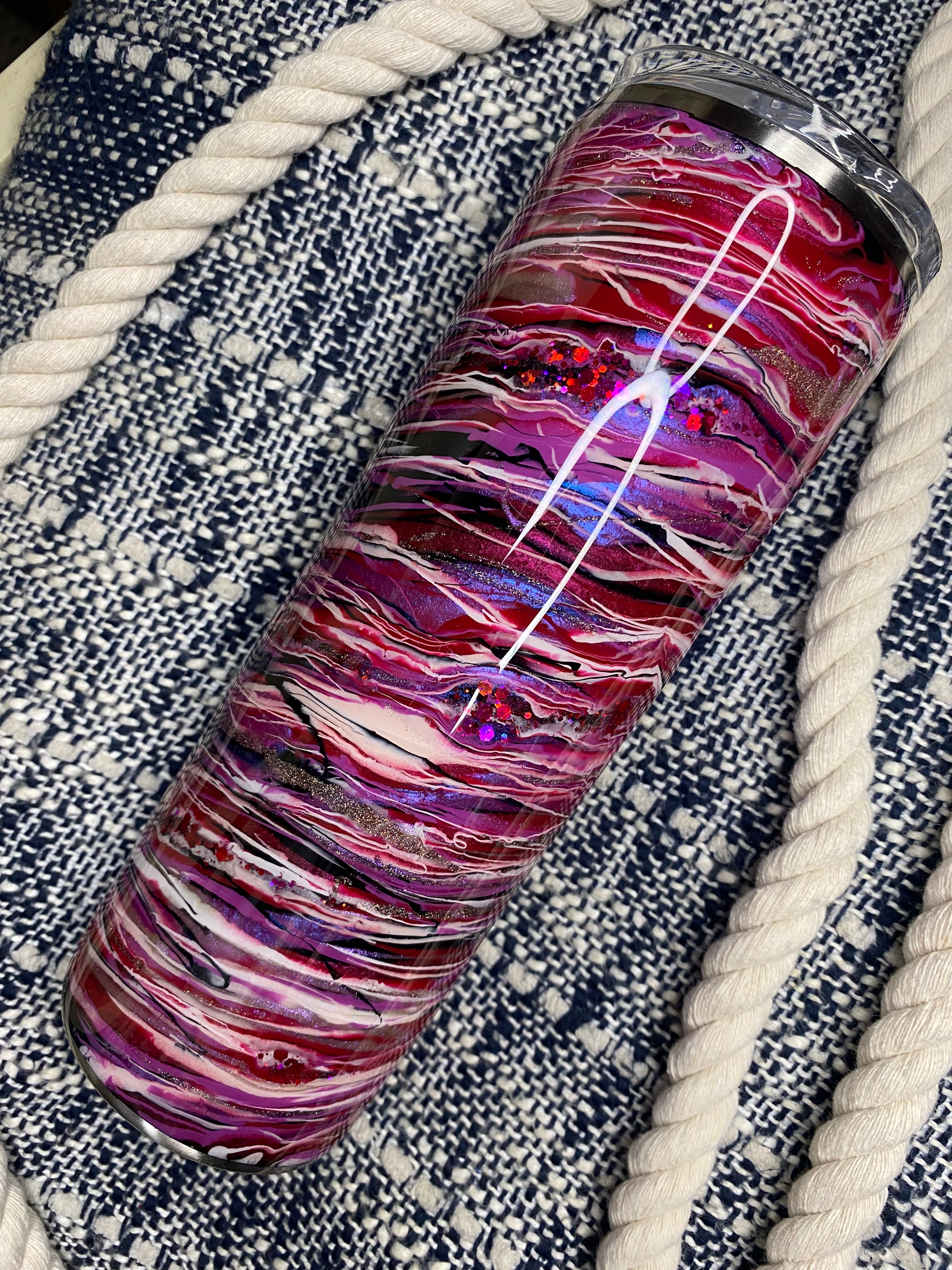 6. 20 oz. Tapered Skinny (BE MINE Blurred Lines)