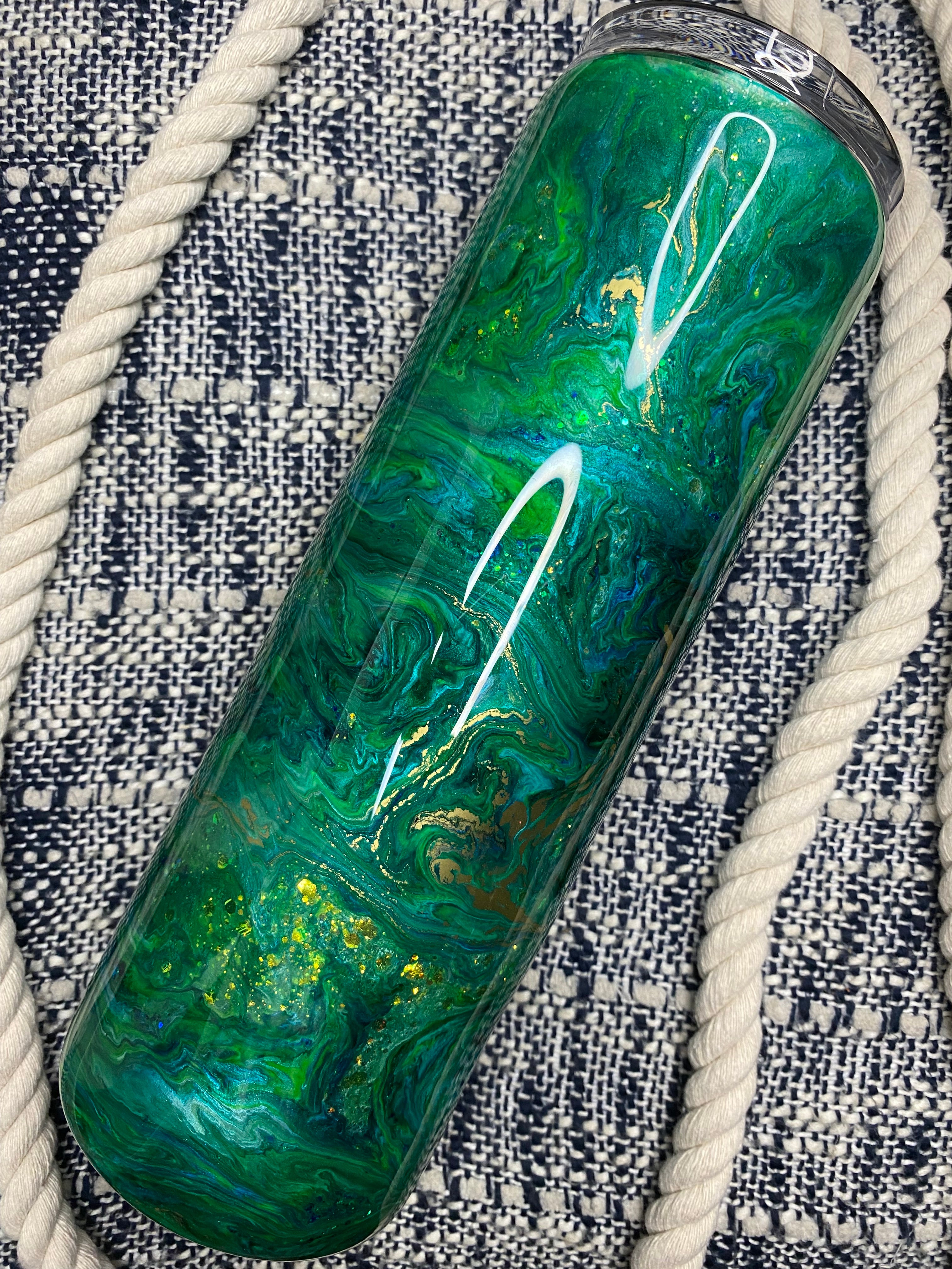 24. 30 oz. Straight Skinny (GLAMP GLOW GST Waymaker)