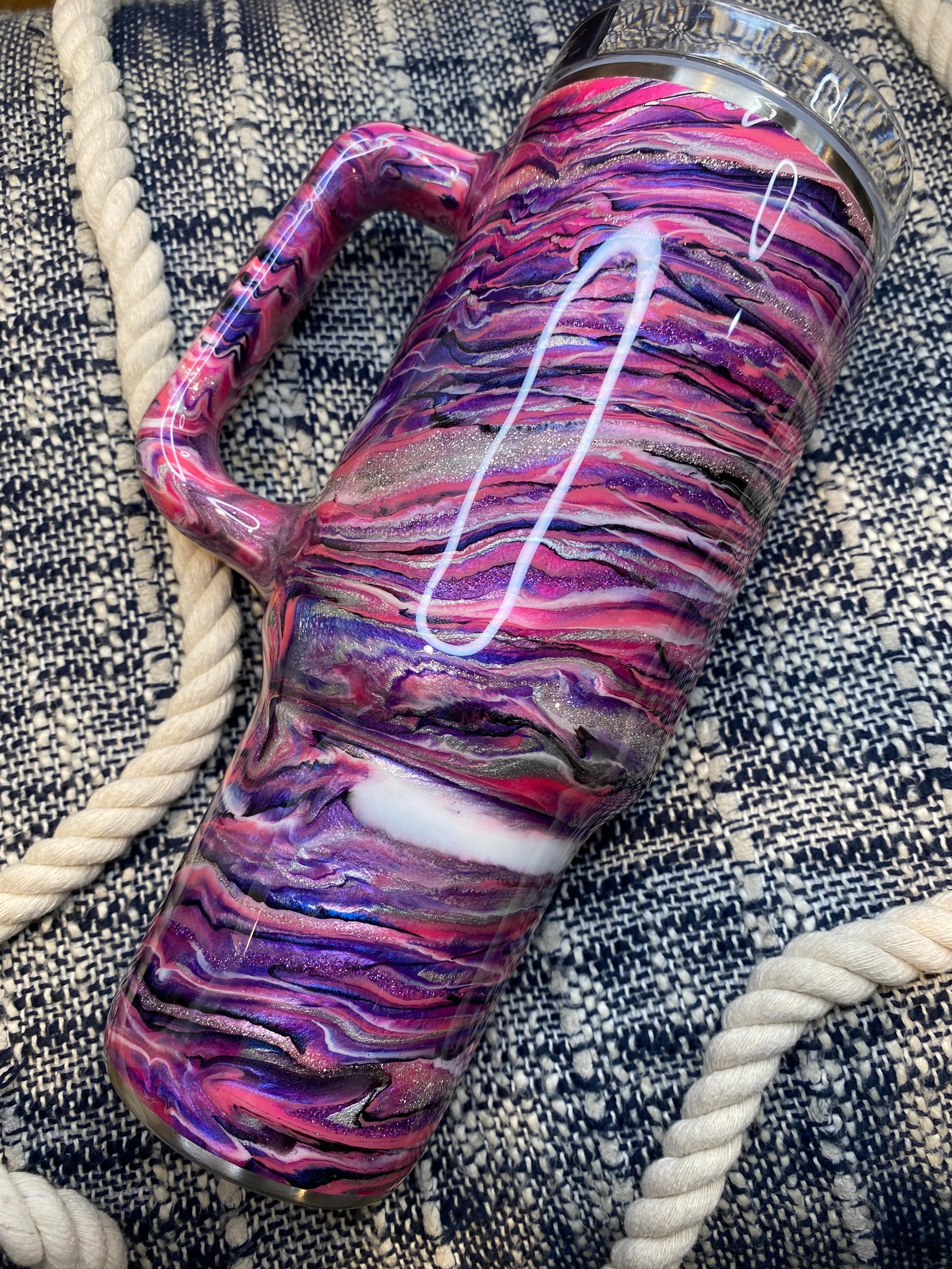 40 oz. Hogg Traveler (PINK/PURPLE Blurred Lines)