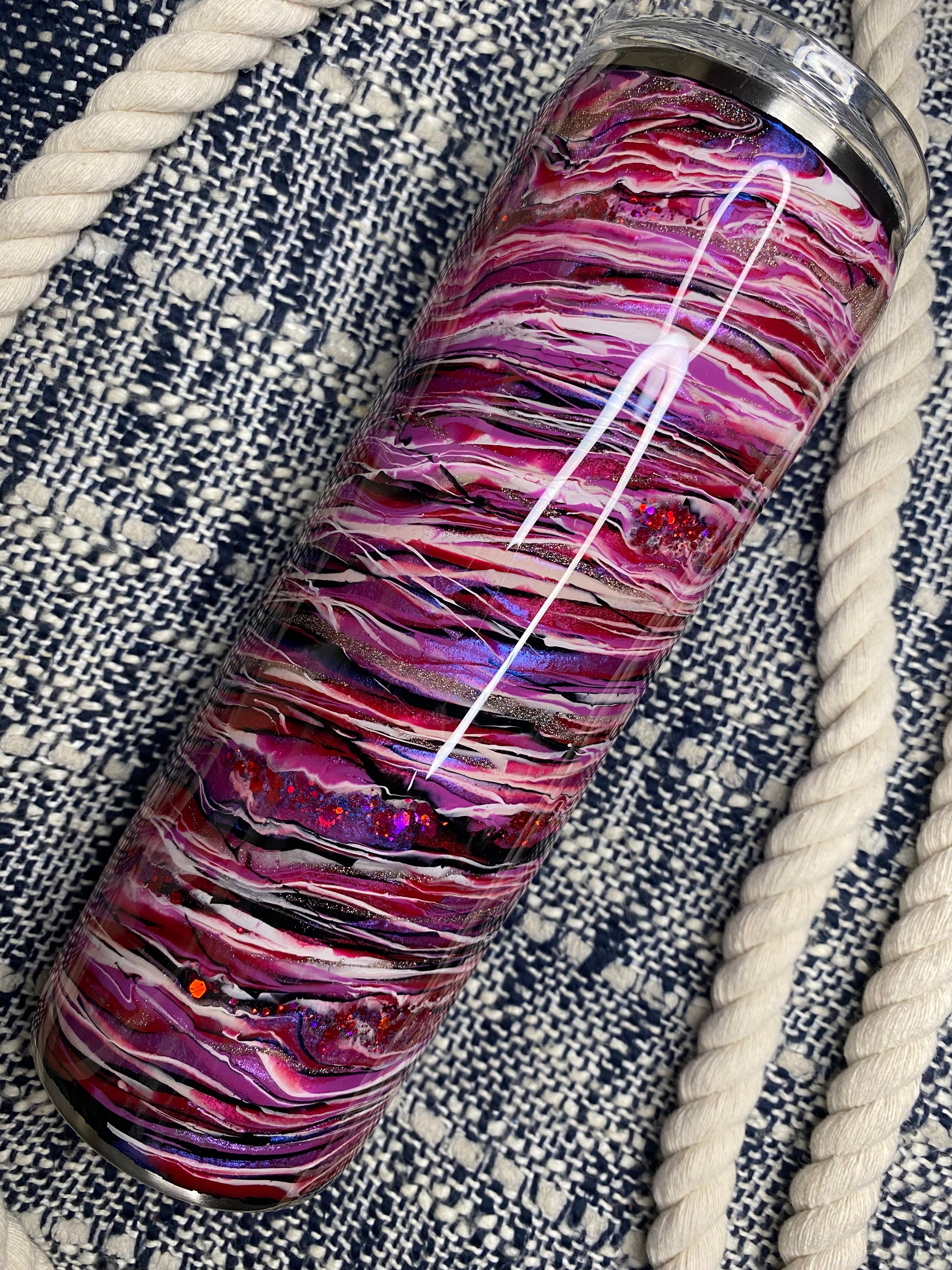 6. 20 oz. Tapered Skinny (BE MINE Blurred Lines)