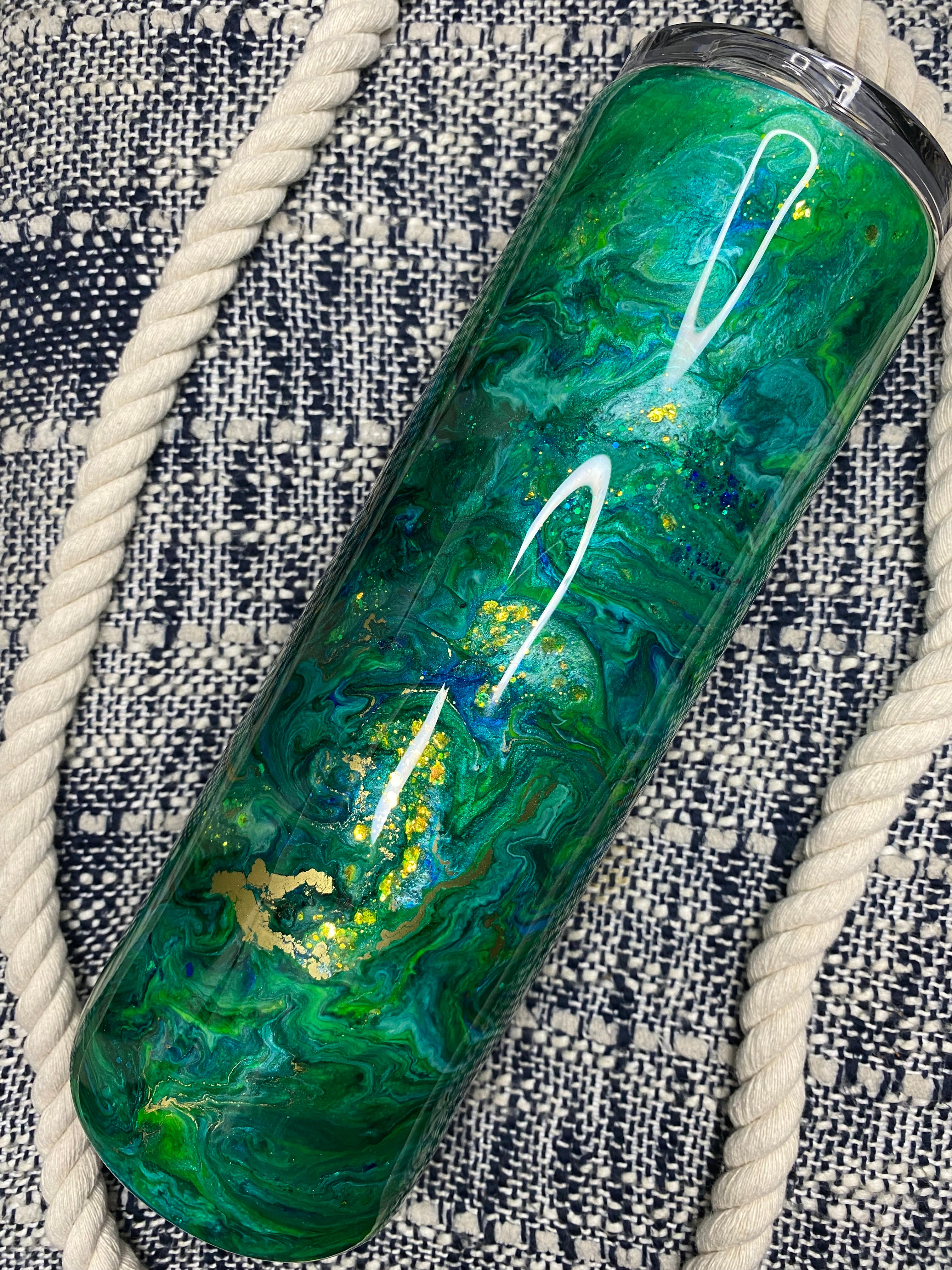 24. 30 oz. Straight Skinny (GLAMP GLOW GST Waymaker)