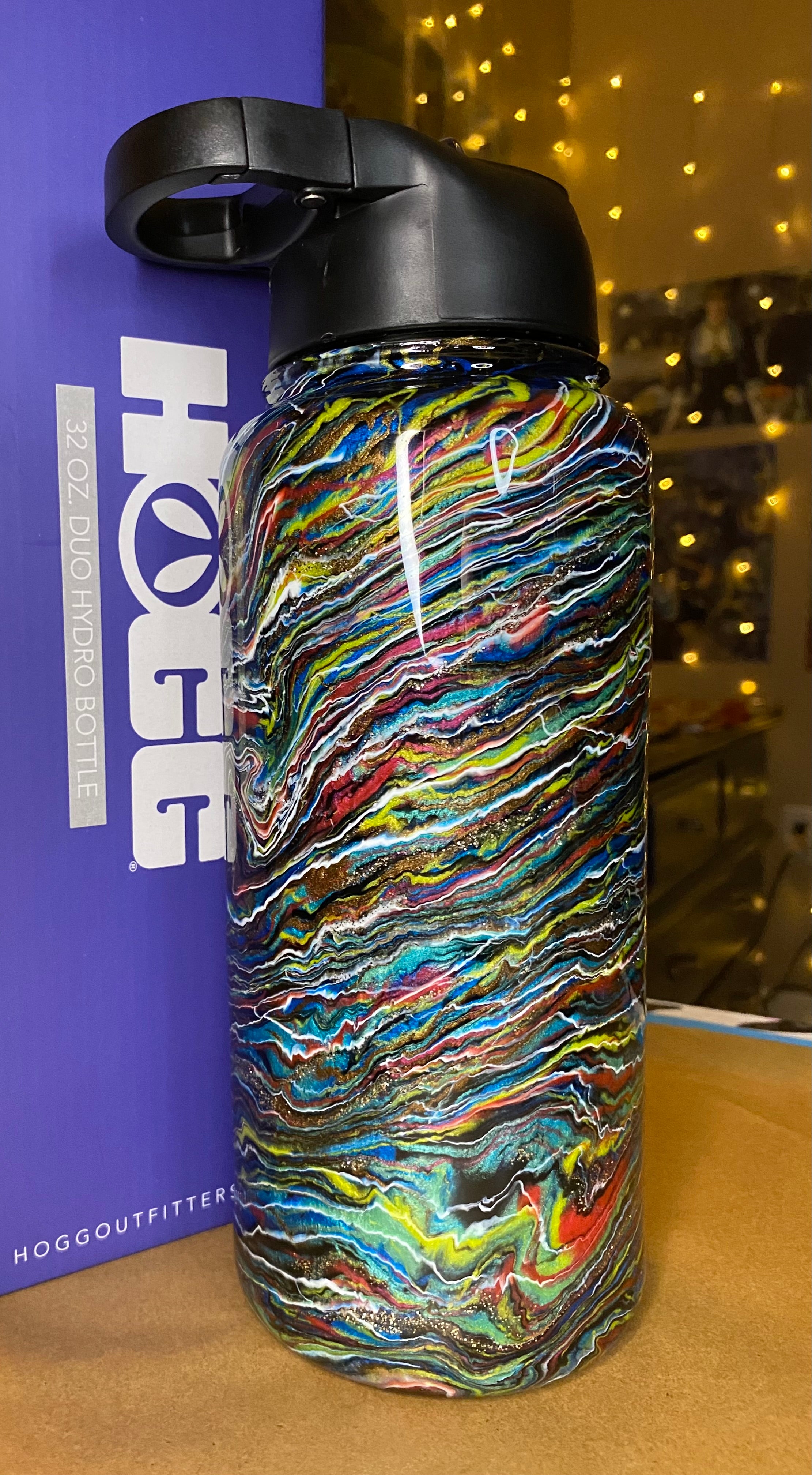 32 oz. NEWLY UPDATED Duo Hydro Water Bottle PGS Blurred Lines (Multi-Colored)