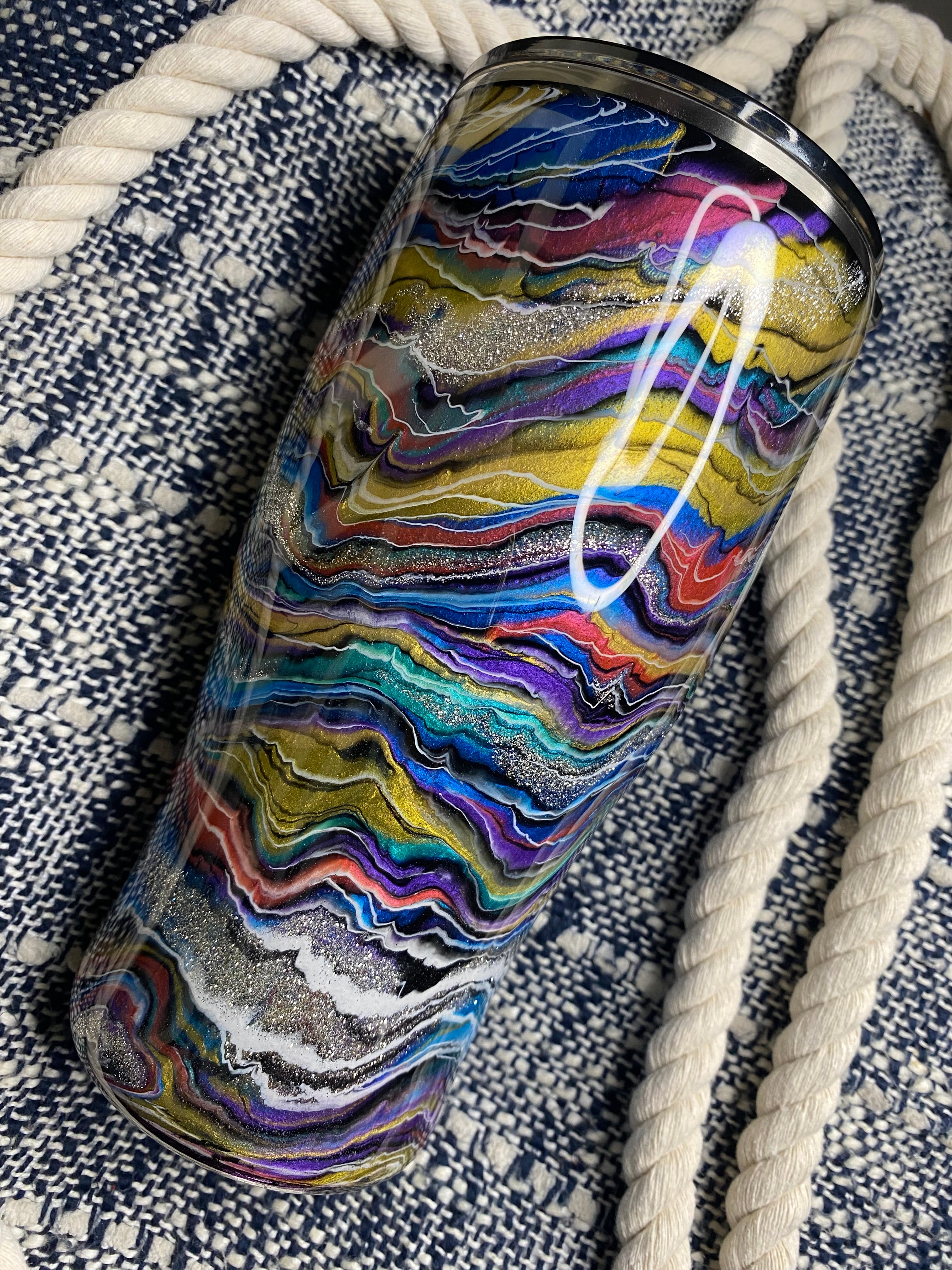 13. 24 oz. Modern Curve (DISCO Blurred Lines)