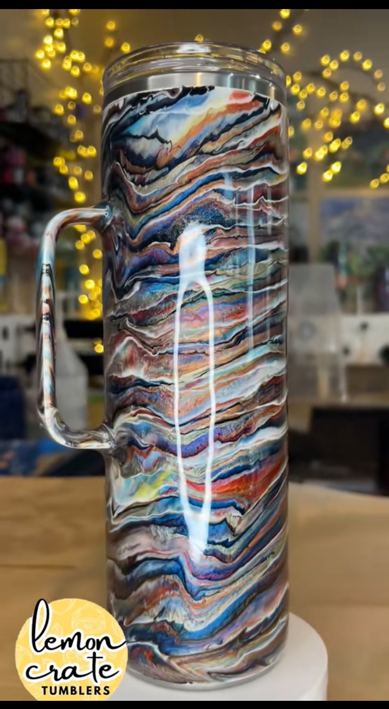 30 oz. Hoggdle (Skinny w/Handle) - New Rainbow Blurred Lines