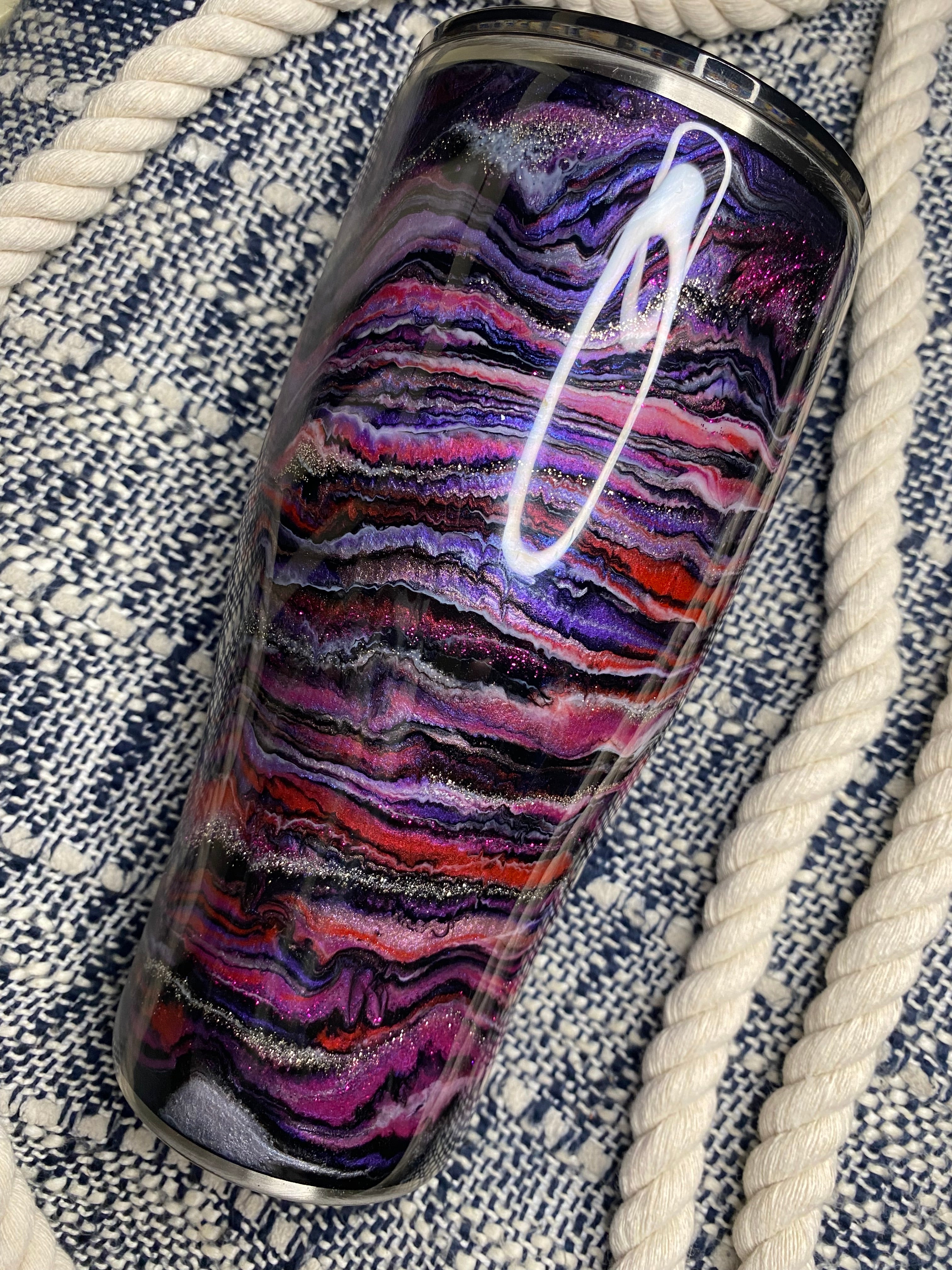 15. 24 oz. Modern Curve (PURPLE & RED Blurred Lines)