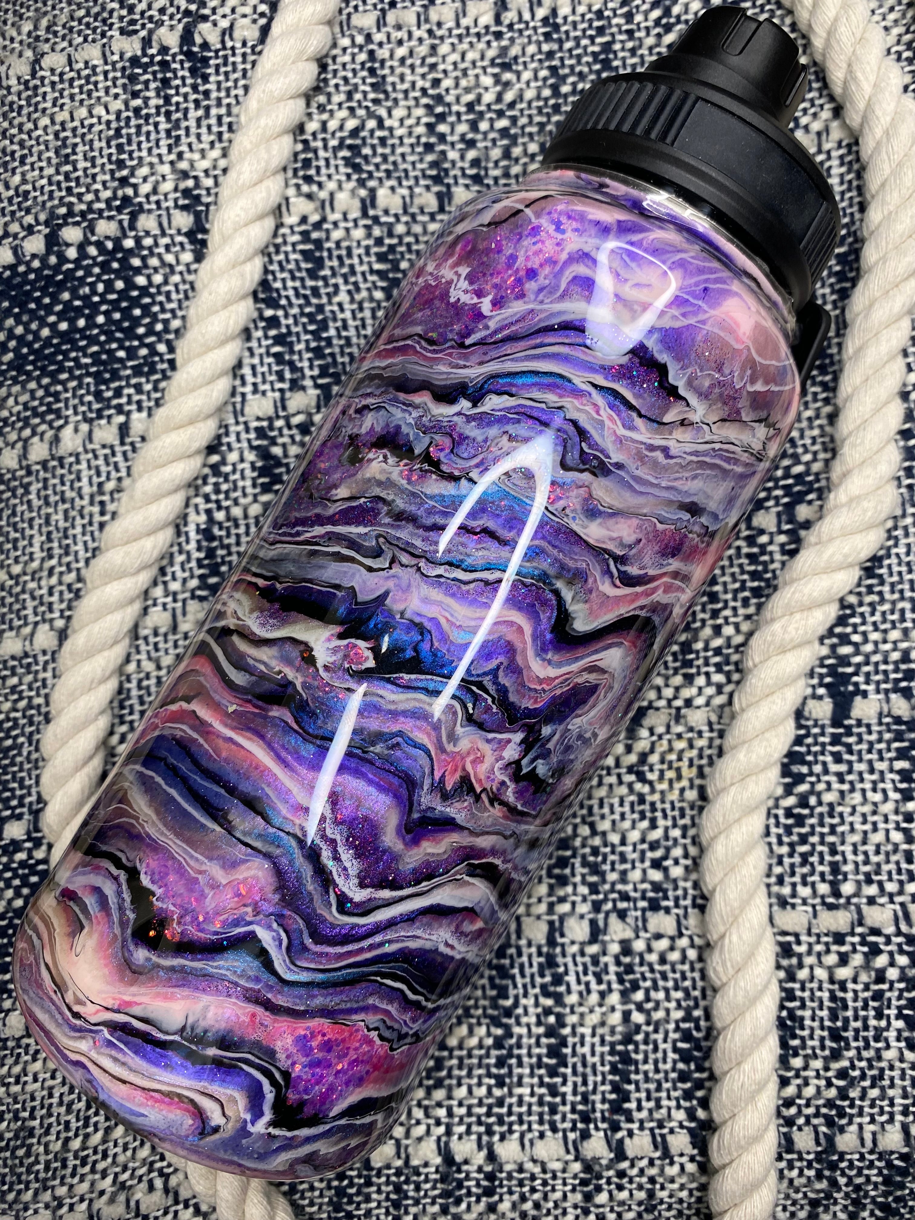 52. 32 oz. Duo Hydro Water Bottle (PINK WAVES Blurred Lines)