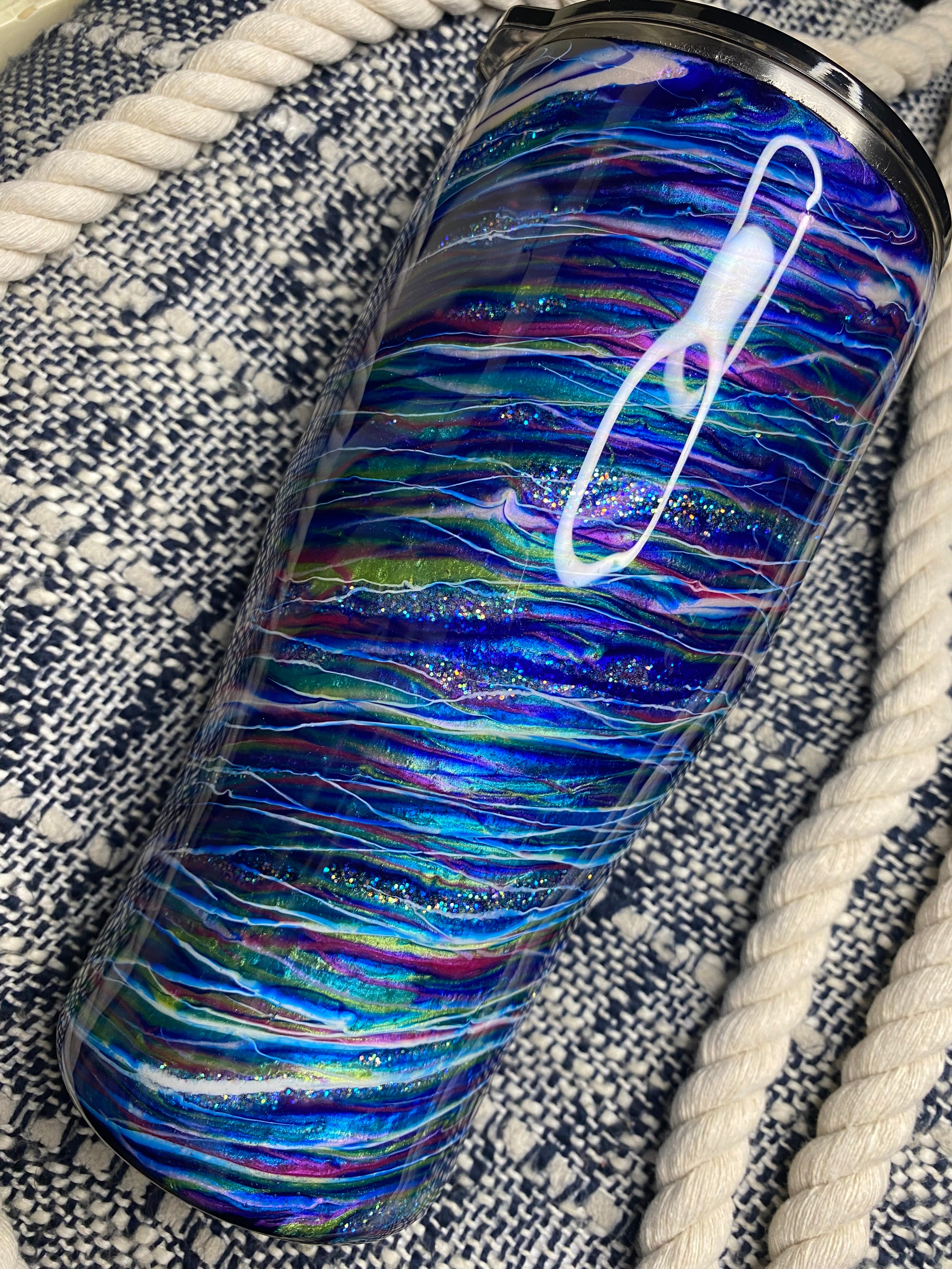 14. 24 oz. Modern Curve (LINES on BLUE Blurred Lines)