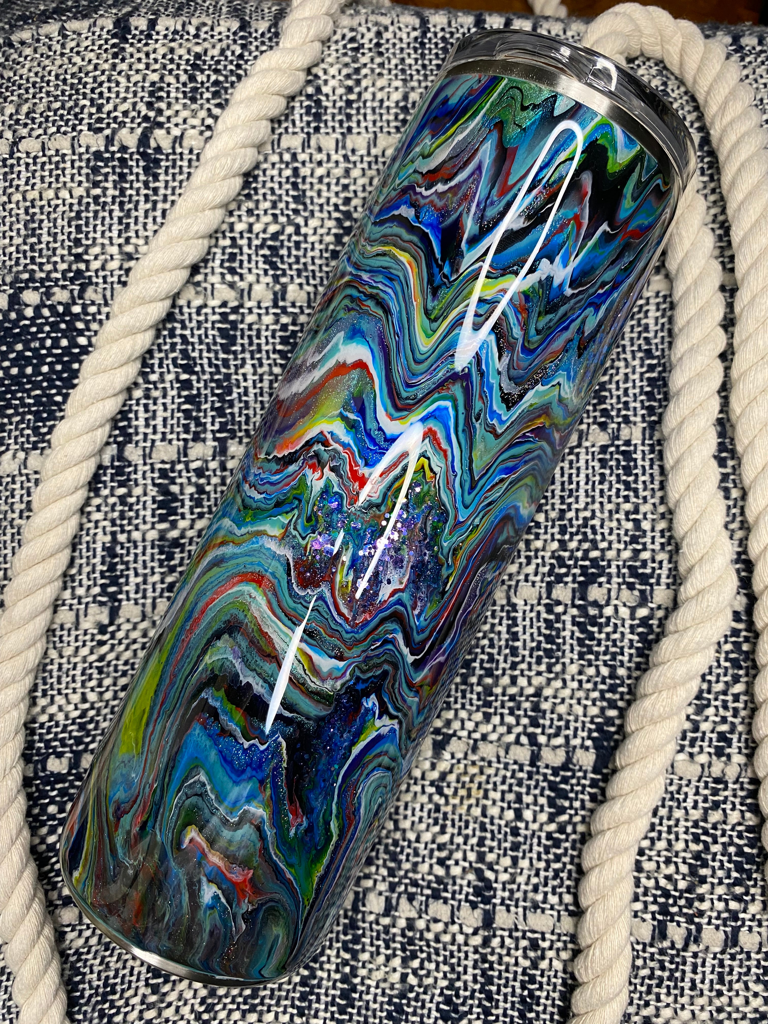 23. 30 oz. Straight Skinny (GOOSE'S RAINBOW PASTE Blurred Lines)