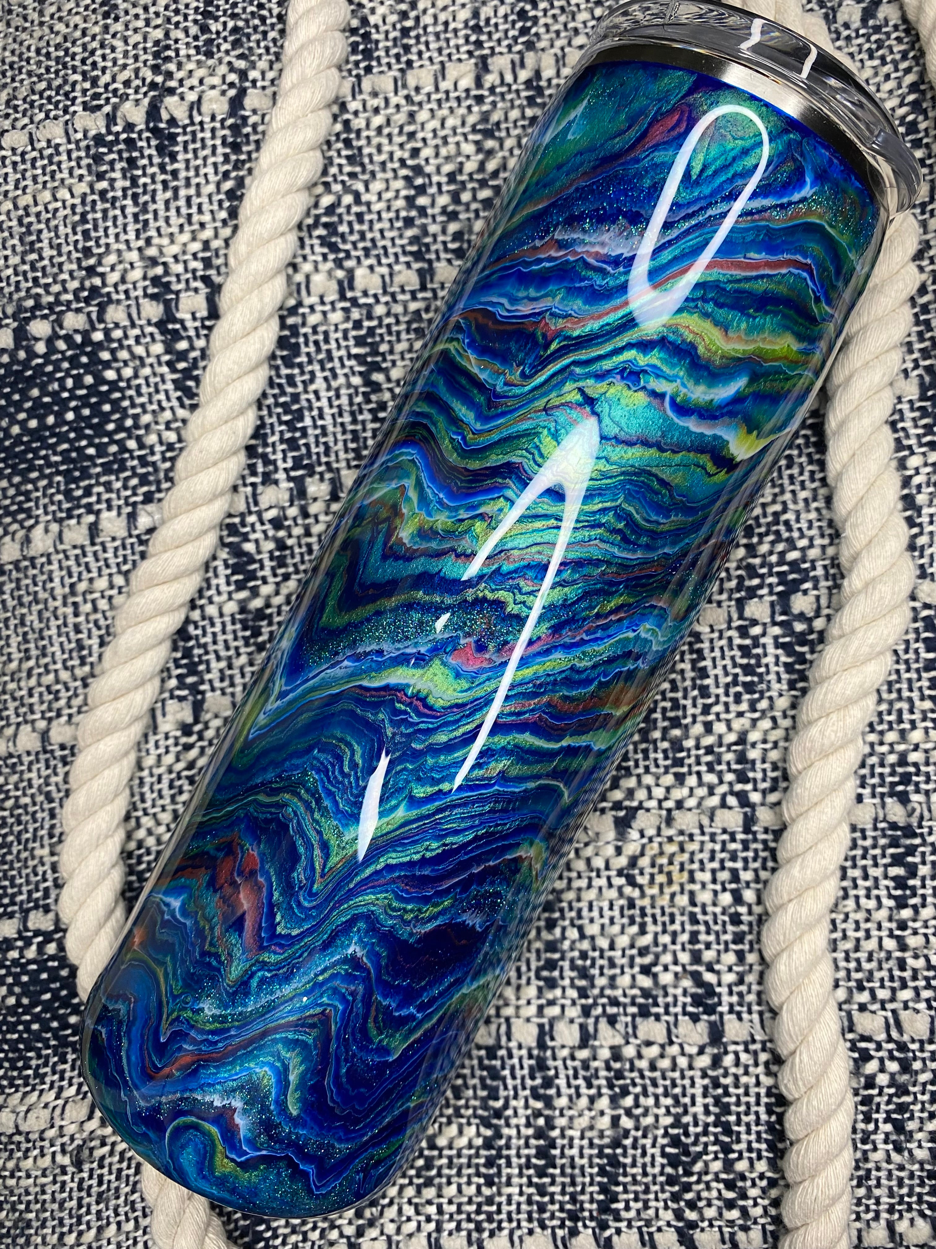 31. 30 oz. Straight Skinny (COLORFUL WAVES Blurred Lines)