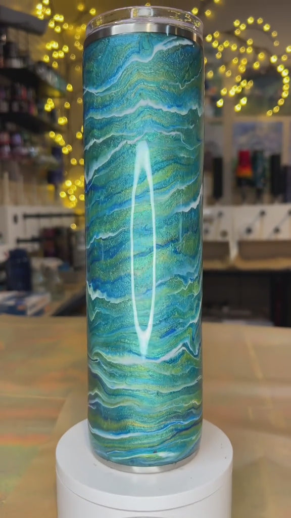 32 oz. Tipsy Magnolia Plump -  *New* Light Turquoise & Blue Blurred Lines