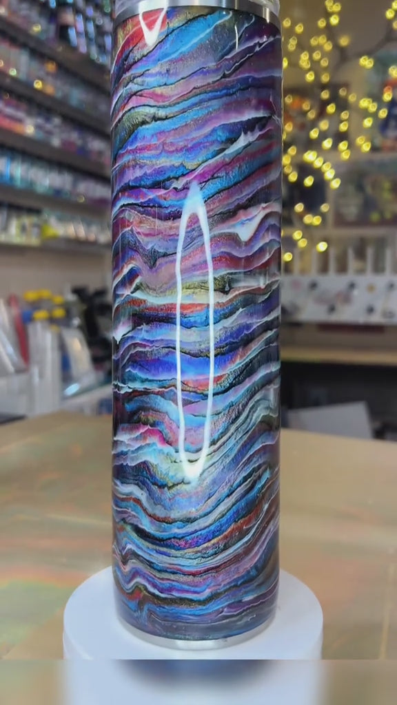 32 oz. Tipsy Magnolia Plump -  *New* Rainbow-Blue Blurred Lines
