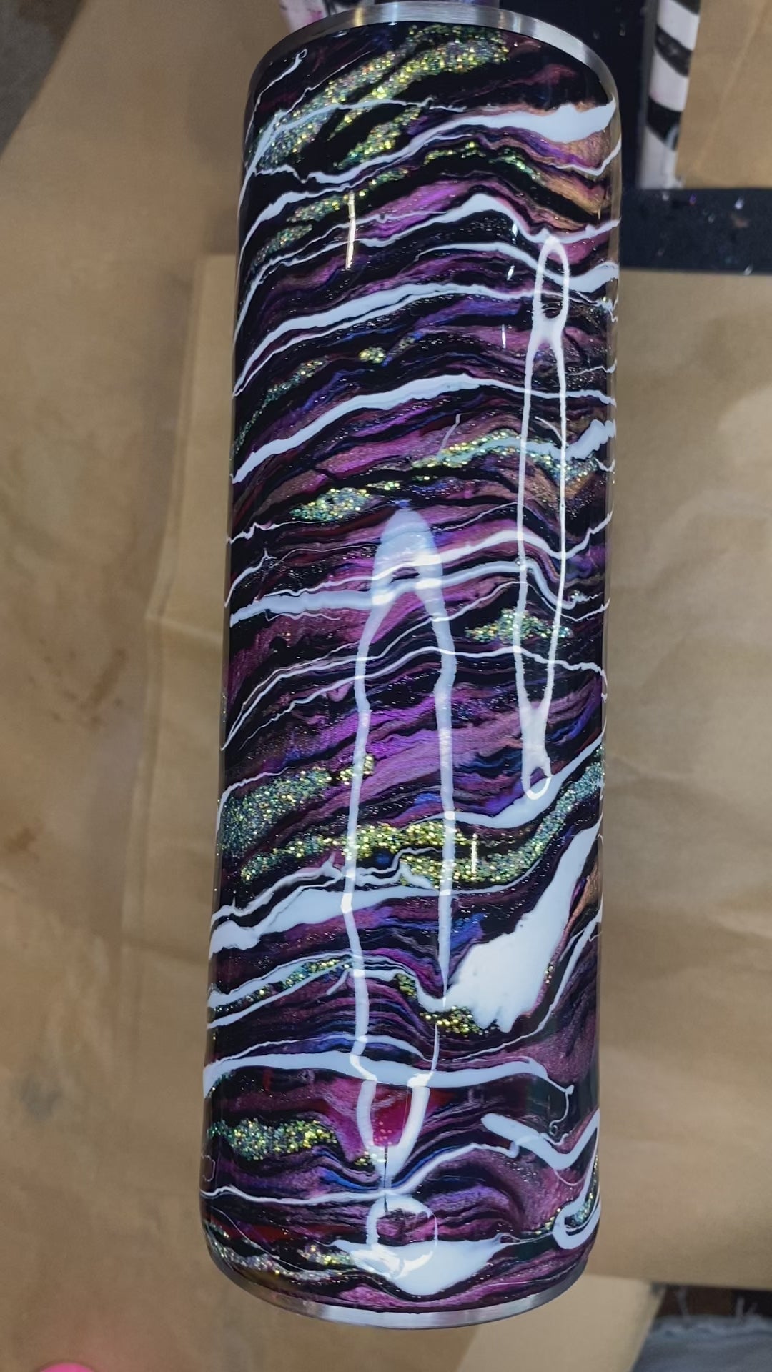 30 oz. Straight Skinny - Pink Stripes PGS Blurred Lines