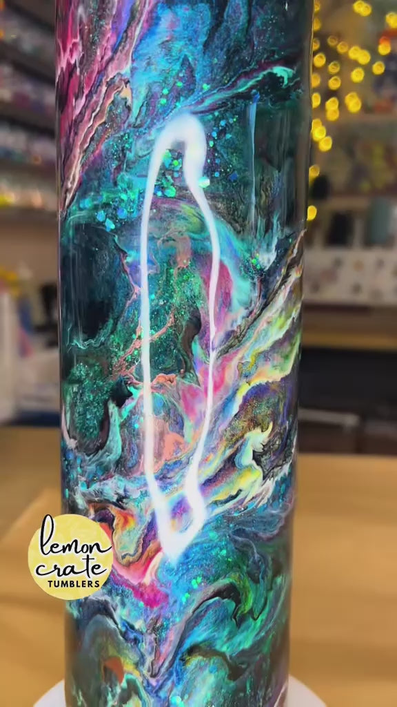 32 oz. Plump (Tipsy Magnolia) 🌳 Rustic Rainbow Mashup